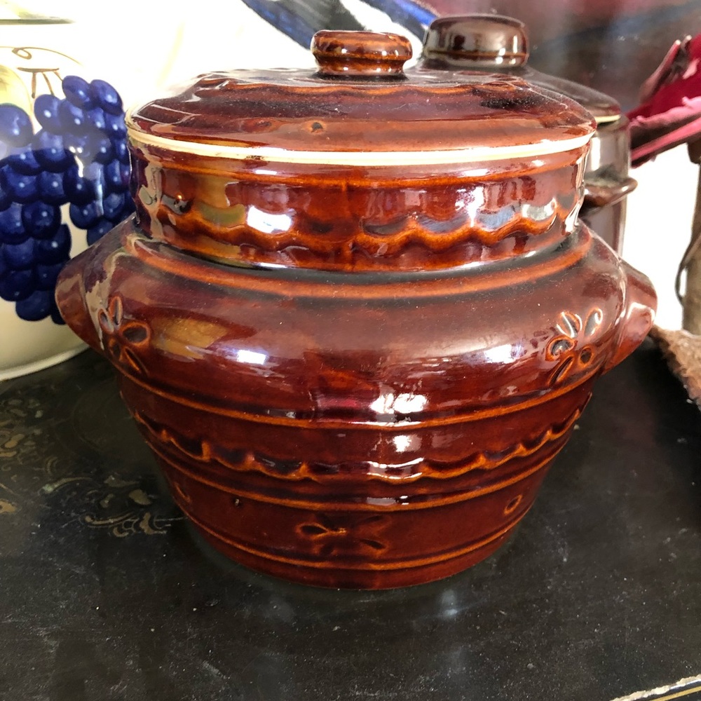 Vintage bean pot